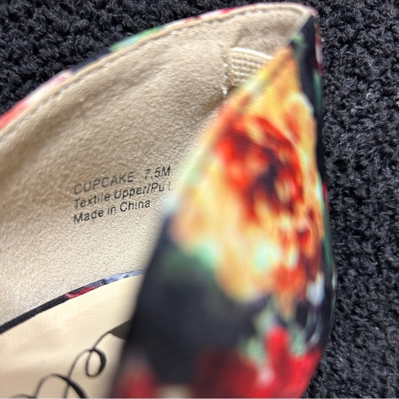 Bellini Cupcake Pump - Picture 4 of 8